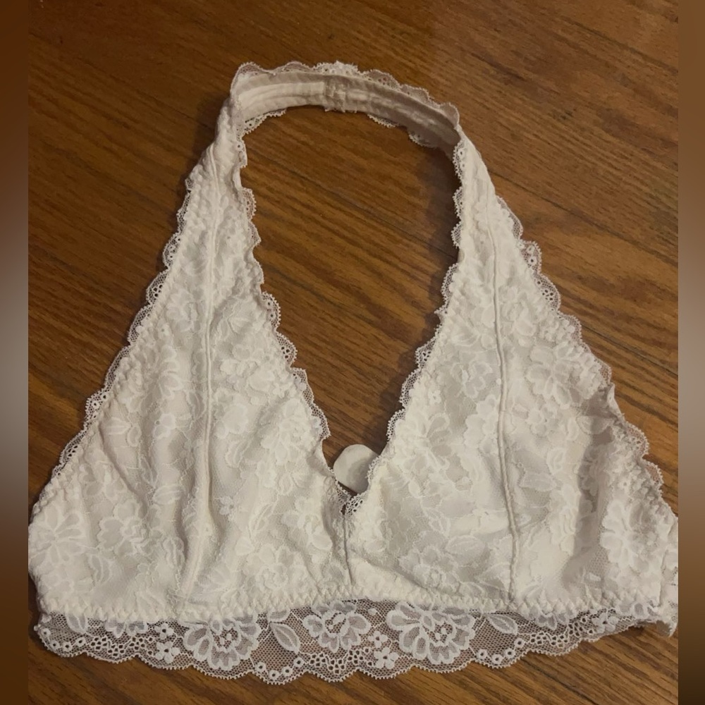 White hollister bralette halter top size small